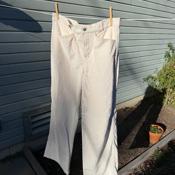 Madewell Emmett Wide-Leg Pant in Corduroy, White - Picture 4 of 6